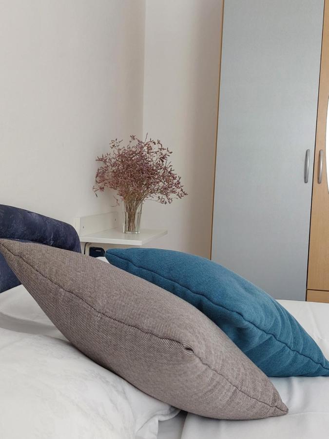 Apartments Markulincic Novalja Eksteriør bilde